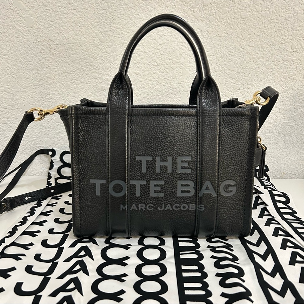 Marc Jacobs Black Small Leather The Tote Bag with Crossbody Strap and dust bag